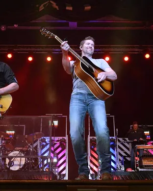 Josh Turner Chandler