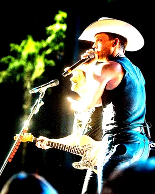 Justin Moore Phoenix