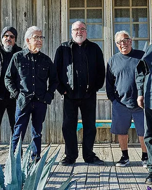 Los Lobos Phoenix