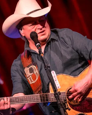 Mark Chesnutt Chandler