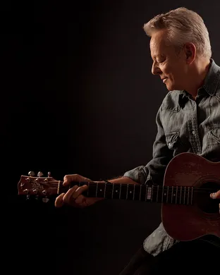 Tommy Emmanuel Mesa
